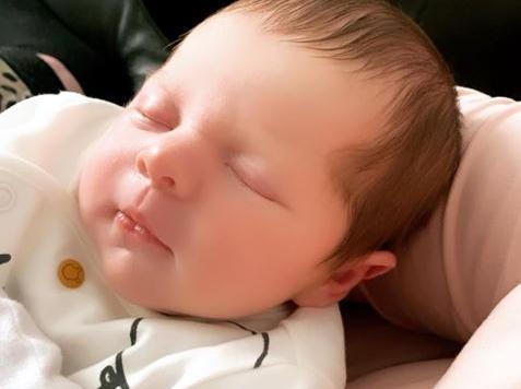 Lois Cahill-Clough said: "Esmae-Grace Kelly, six weeks old. Born 05/04/2020."