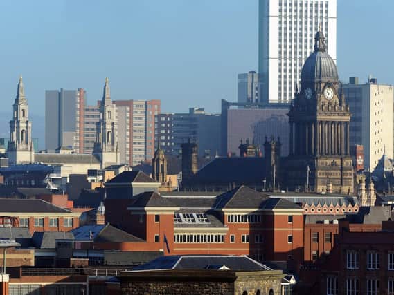 The 5 Leeds streets with the highest turnover of house sales
