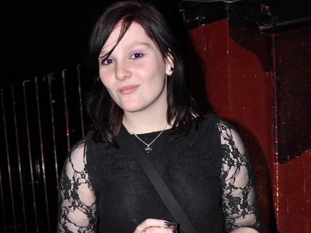 Vicky in Mansion!