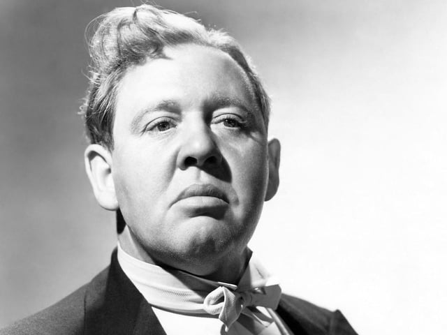 Born in 1899 in Scarborough, Charles Laughton was an English stage and film actor.He was one of the first English actor to be awarded an Oscar for his role in The Private Life of Henry VIII.