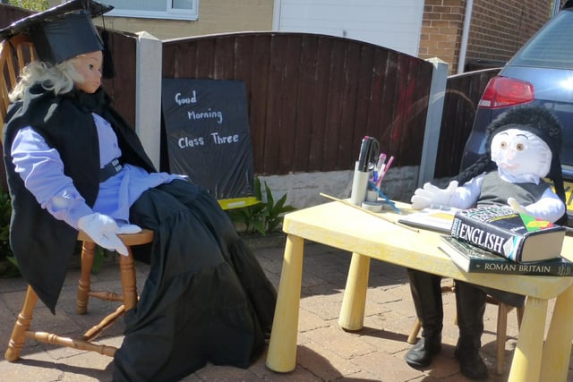 Les said: Having walked round and viewed all their efforts, Im in awe of residents resourcefulness. What they have found in their houses, garages and sheds to build scarecrows to Salute our Heroes is truly amazing.