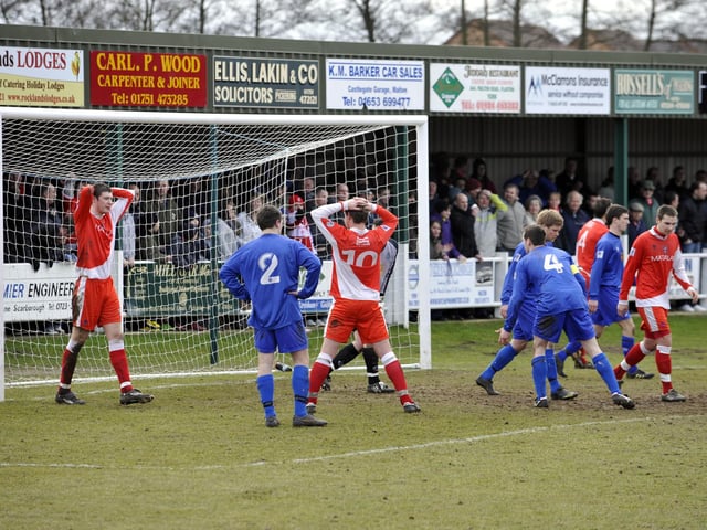 Pickering Town 2-1 Scarborough Athletic - March 6 2010