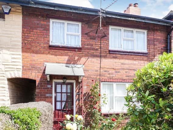 Seven houses to buy in Leeds under 100,000 on Zoopla.