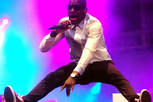 Labrinth performing in 2012