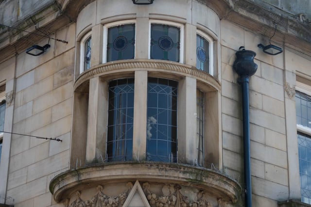 Which Burnley pub would you be drinking in if you saw these windows?