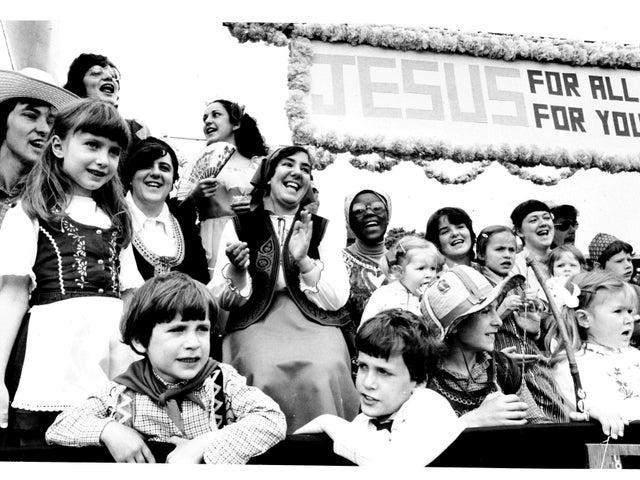The Woodhouse Christian Fellowship on its float in June 1981 promoting the Big Tent Event in Potternewton Park.