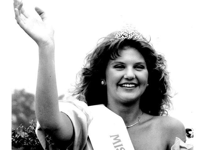 A smiling Miss Metro, Shelley Wilson, enjoys her big day at the parade in June 1989.