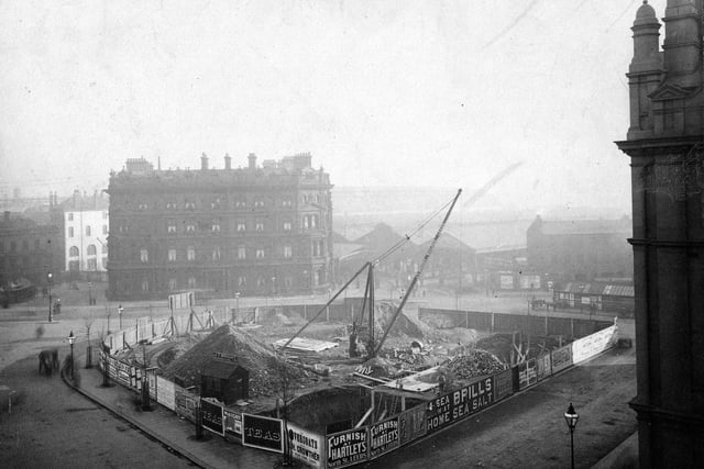 The construction of City Square. Leeds was given the status of City by Queen Victoria in 1893, it was then decided to build the square. The site had formerly been occupied by the Coloured Cloth Hall and Quebec House.