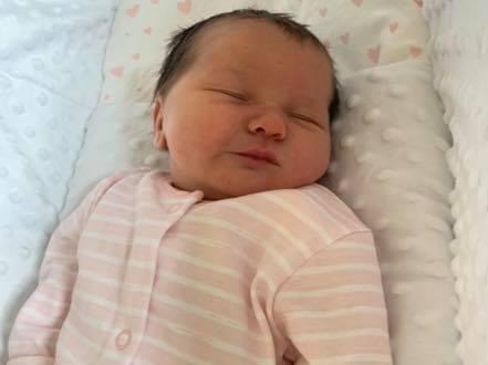 Melissa said: "Baby Eliza born 15.05.20."