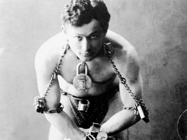 A performance by the great Handcuff King at the City Varieties in 1902 was noted for being extra special. He returned to perform in 1904.