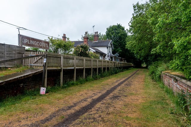 The old trackbed and platforms at Kiplingcotes