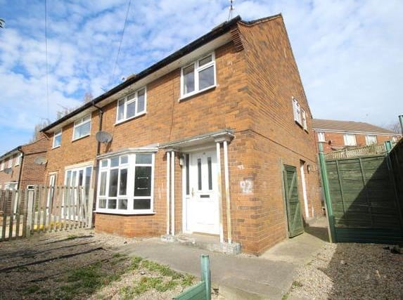 This 3 bed in Belle Isle is listed at 95,000 although an offer has been made on the property at 103,000.