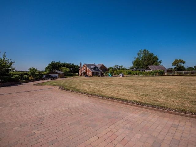 Credit:Arnold and Phillips Estate Agents