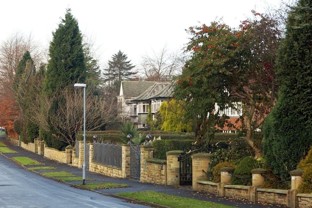 There are an estimated 728 people over the age of 85 living in Alwoodley, which makes up 3.24 per cent of the population