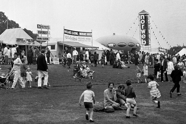 Wigan annual show in Mesnes Park in 1969