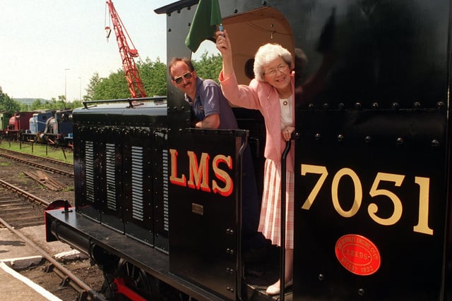 This 1932, 0-6-0 diesel shunter, the first to be built at the Hunslet Engine Works and had been restored over two years by Graham Parkin. Coun Linda Middleton flags off the engine at Middleton Railway on its inaugural run.