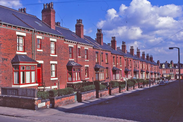 Mitford Terrace in Armley around 1970. "A bomb in 1942 blew the front off a house halfway down the street," says Richard.