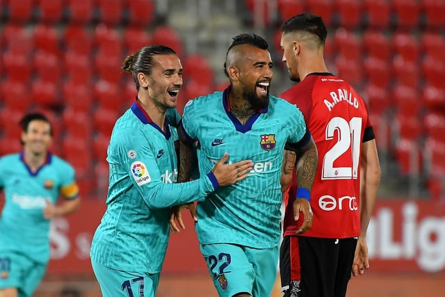 Chilean midfielder Arturo Vidal has suggested he would be interested in a move to Inter Milan, saying he does not feel important at Barcelona. (Goal)