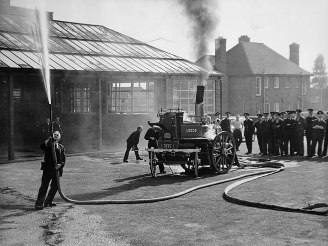 September 1961 and an 1891 model of the Samson Steam fire engine, which had 60 years of operational life, was brought into action again at the Leeds Eastern Fire Station.
