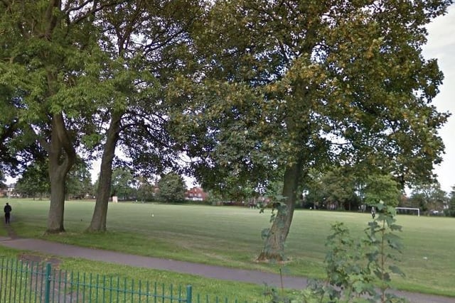 The average house price in Cross Flats Park & Garnets is 78,000.