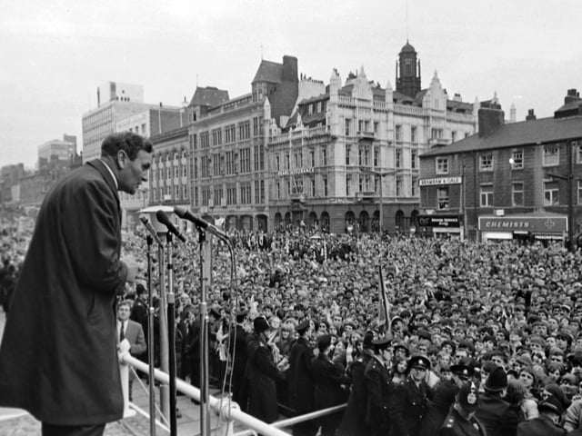 Don Revie addresses Leeds United fans at civic reception.