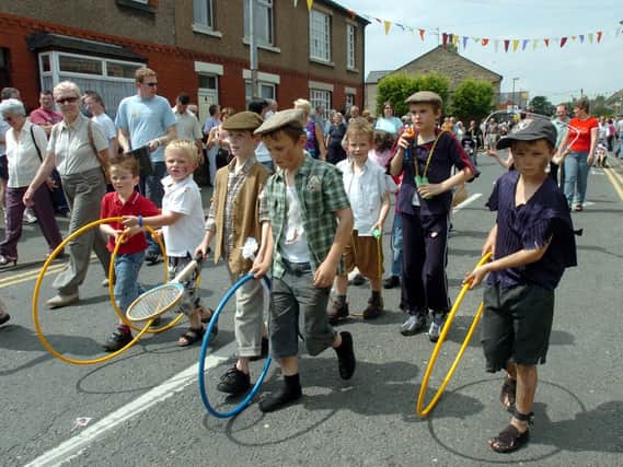 The children of St. Wilfrid's School at Ribchester Field Day in 2005