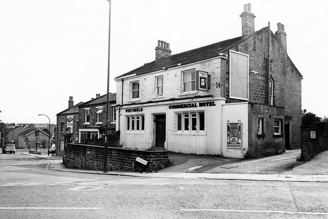 The Commercial Hotel at the junction of Chapeltown with Uppermoor, right. Greenside is to the left. Further down Greenside there is a sign for The King's Arms public house.