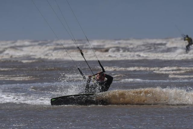 Compared to the other sailing sports, kiteboarding is both among the less expensive (including equipment) and the more convenient