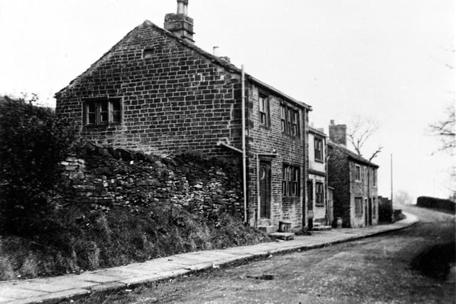 View of stone built houses on Bankhouse. This area of Pudsey was once known as Ulversthorpe, then in the 18th Century as Lane End, before becoming Bankhouse.