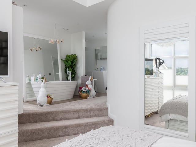 Bedroom Suite. Photo: Matt Hillier