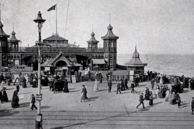 Central Pier in 1906. The pier originally had a  steamer jetty, which was swept away  in 1964