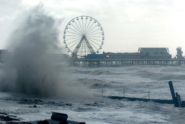 High waves during a storm in 2008 with the pier as a backdrop