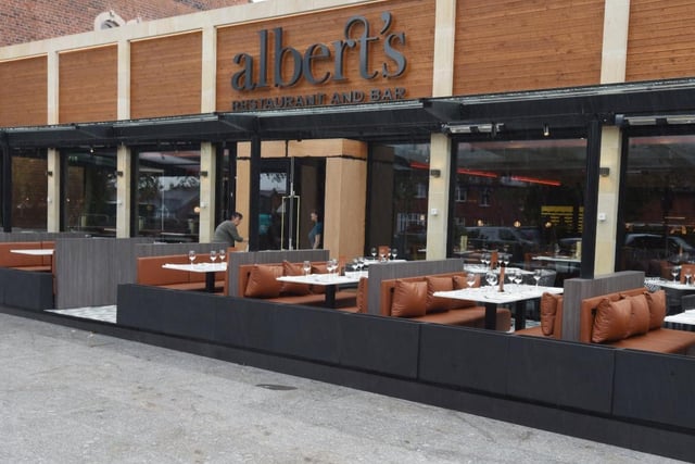 Albert's, Standish