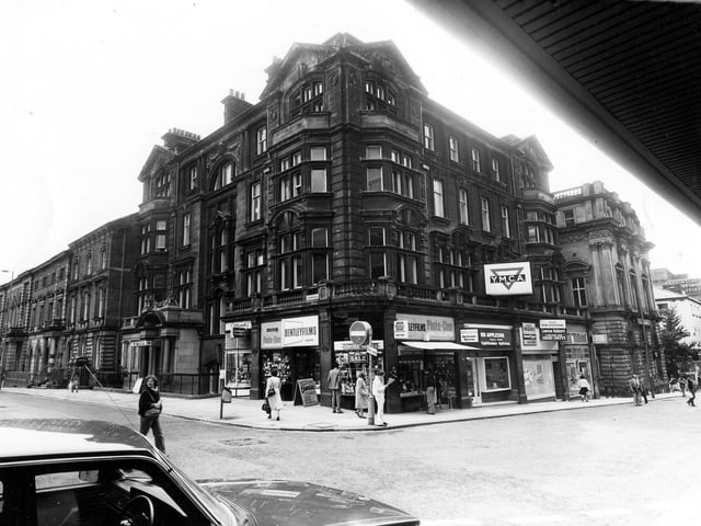 The junction of Albion Street and Albion Place, showing the YMCA building in the centre in June 1984.