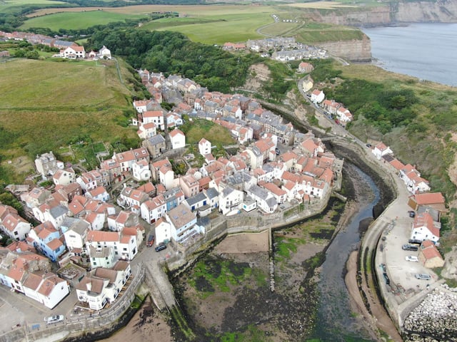 The higgledy-piggledy streets of Staithes
