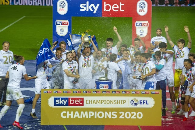 July 22, 2020 - 28 years since the last time Leeds lifted a trophy and Liam Cooper had the honour again. United cruised to wins in their final two outings. All that was left was for the champions to be crowned.