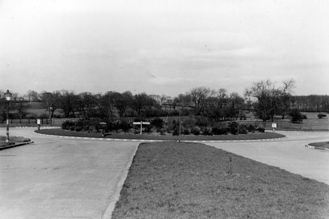 Roundabout at the junction with Barwick Road in March 1945.