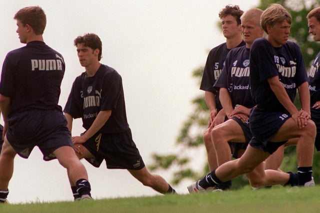 Harry Kewell, Gunnar Halle and Alf-Inge Hland are featured. Can you name the other players?
