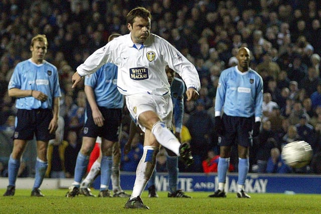 Leeds climbed off the bottom of the table with an unlikely win. Mark Viduka's penalty clinched the win following Daniel Van Buyten's dismissal after he was adjudged to have fouled Alan Smith in the penalty area.