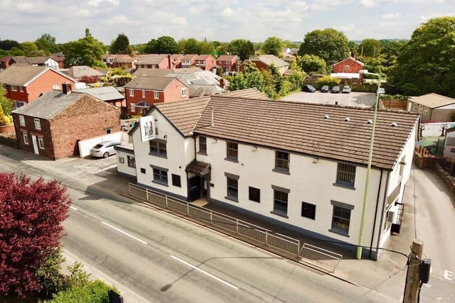 Homely Italian restaurant serving classic regional recipes including several Sardinian specialities - 169 Wigan Road, Euxton PR7 6JH