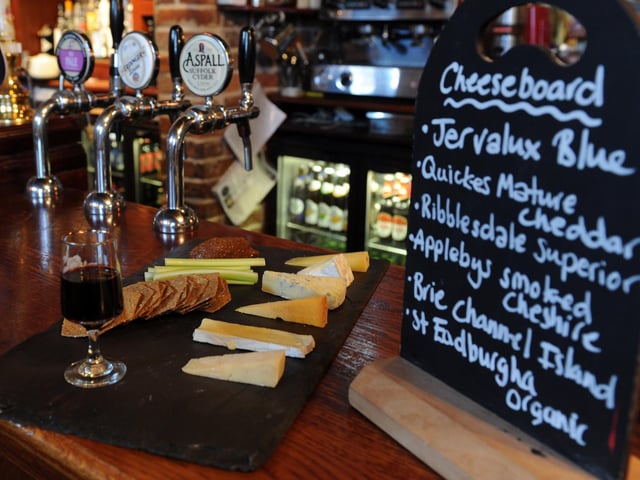 107 Water Lane, West Yorkshire, LS11 5WD. http://www.the-crosskeys.com/