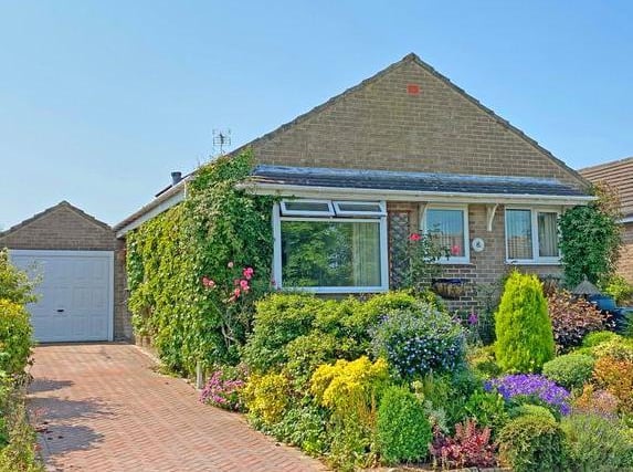 3 bed detached bungalow for sale on Lindrick Way, Harrogate HG3. Up for 285,000 with Verity Frearson.