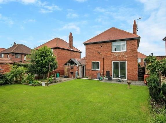 3 bed detached house for sale on Coniston Road, Harrogate HG1. Offers over
300,000 to Hunters.