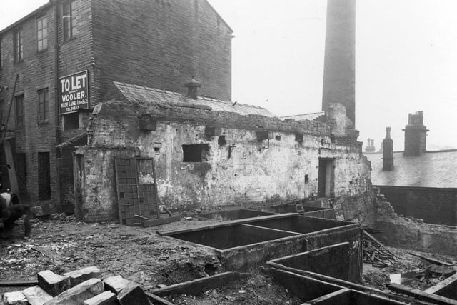 Partial demolition of Kirkstall Tannery in January 1938.