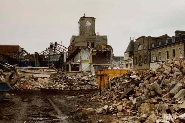 These photos show what Harrogate was like in 1991/92 when the old Market Hall was demolished and the Victoria Shopping Centre was being constructed.