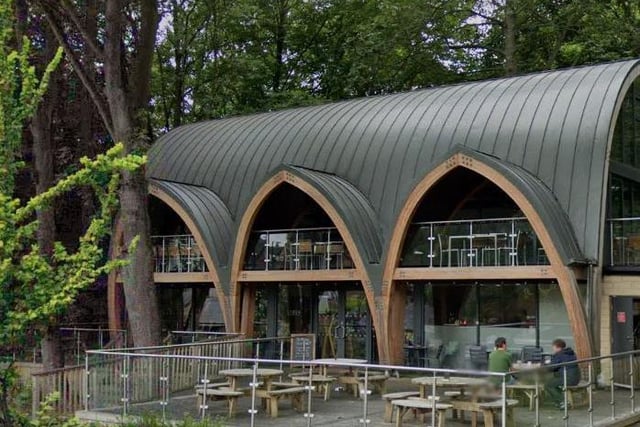 A modern steakhouse and bar located on the edge of Roundhay Park. The mouth-watering steaks and chops are cooked over a charcoal grill. Even better, the Chophaus allows dogs outside on the decking area