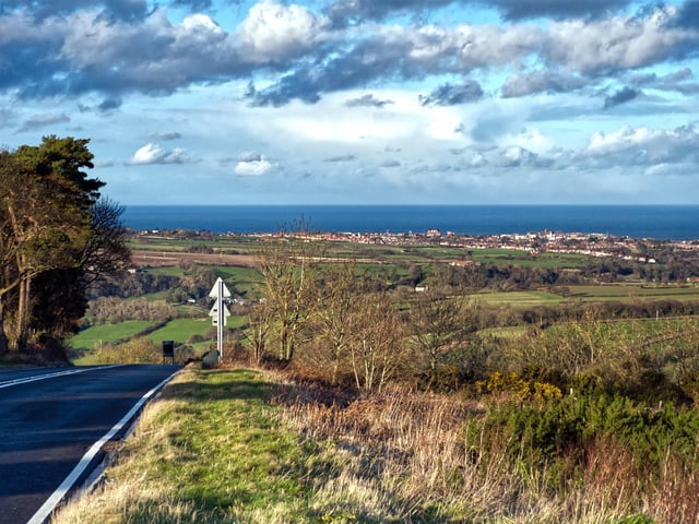 This North York Moors walk takes in views along the Esk Valley from Whitby to Grosmont, the Murk Esk valley towards Goathland and Iburndale back towards Sleights.
Length - 7.8 miles / 12.6 km
Time - 4 hours 50 minutes