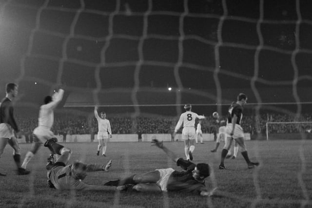 Leeds United demolished DWS Amsterdam 5-1 at Elland Road in the second leg of the round 2 Inter-Cities Fairs Cup clash in October 1966. Albert Johanneson bagged a hat-trick.