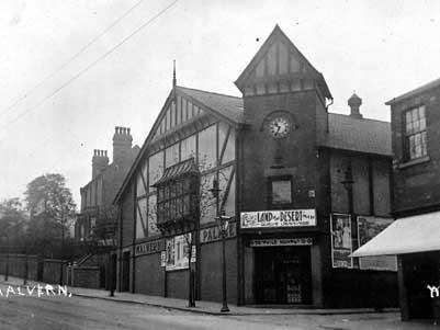 Located in Beeston with a unique mock tudor frontage, this cinema had 850 seats and was known for having a clock with a neon pendulum above the main doors. It closed in 1971 and sat derelict until it was sadly demolished.