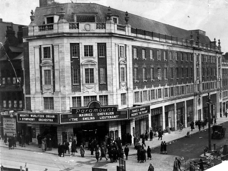 Opening with a staggering 2,556 seats and a grand Wurlitzer organ, the Paramount Theatre was a glamorous addition to the Leeds cinema scape.